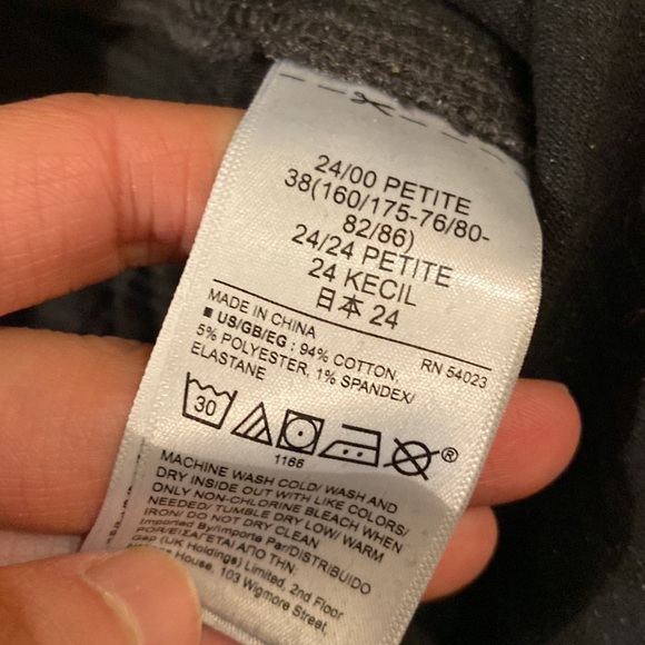 Gap Cigarette High Rise Jeans - Picture 5 of 5